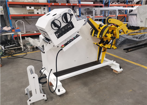 Decoiler Straightener for Improved Coil Feeding and Production Efficiency