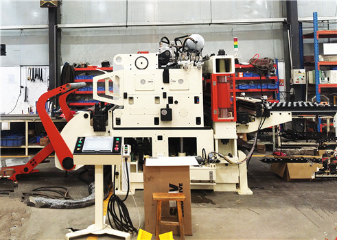 Coil Servo Straightener Feeder with Double Head Decoiler Machine --- SUNRUI COIL FEEDING LINES