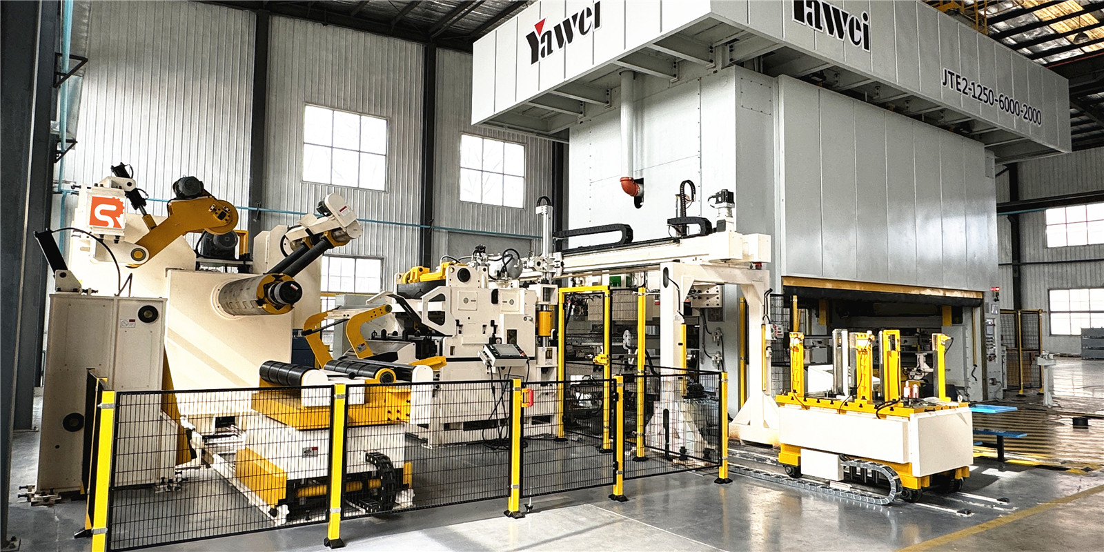 SUNRUI Coil Feed line with 3D transfer system for auto parts processing