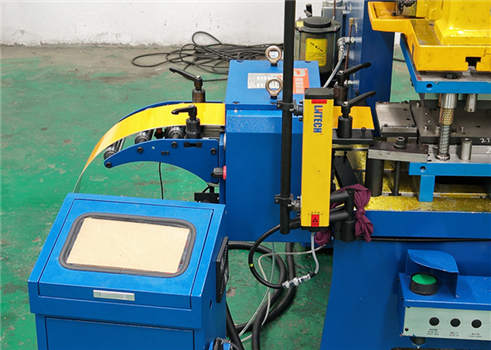 How to make license plates---SUNRUI car license plate production stamping line