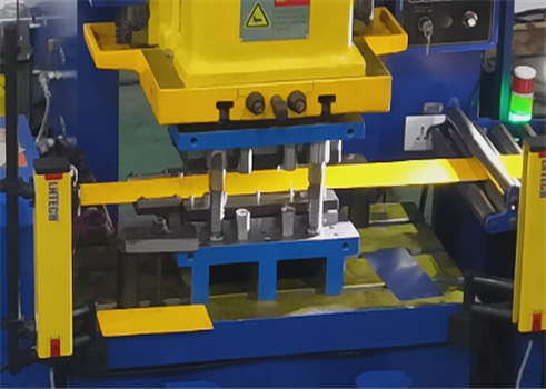 How to make license plates---SUNRUI car license plate production stamping line