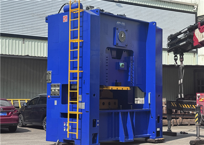 SUNRUI Automatic Circle Blanking Line – Maximize Material Utilization with Zigzag Feeding