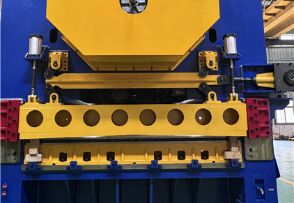 SUNRUI Zigzag-Feeding Circle Blanking Line for Disc prodution: Maximize Material Utilization