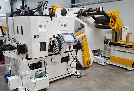High Precision Straightening and Feeding Machine
