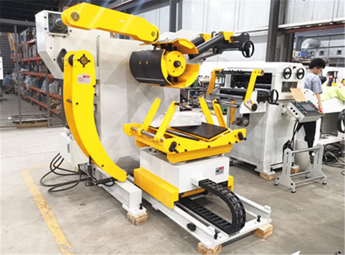 Combo Decoiler Straightener 2 in 1 Machine and NC Servo Feeder Machine Delivered to UK