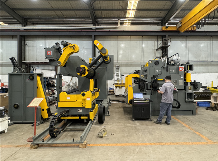 How SUNRUI High-Capacity Coil Feed Lines Power New Energy Vehicle Stamping