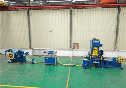 How to make license plates---SUNRUI car license plate production stamping line