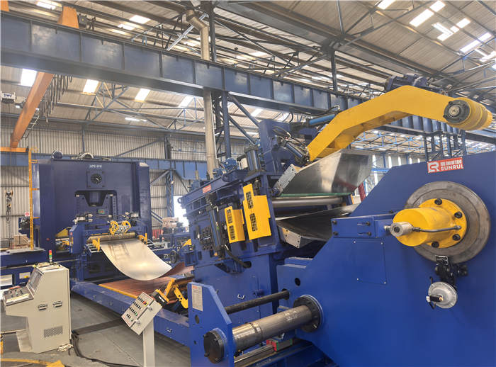 SUNRUI Zigzag-Feeding Circle Blanking Line for Disc prodution: Maximize Material Utilization